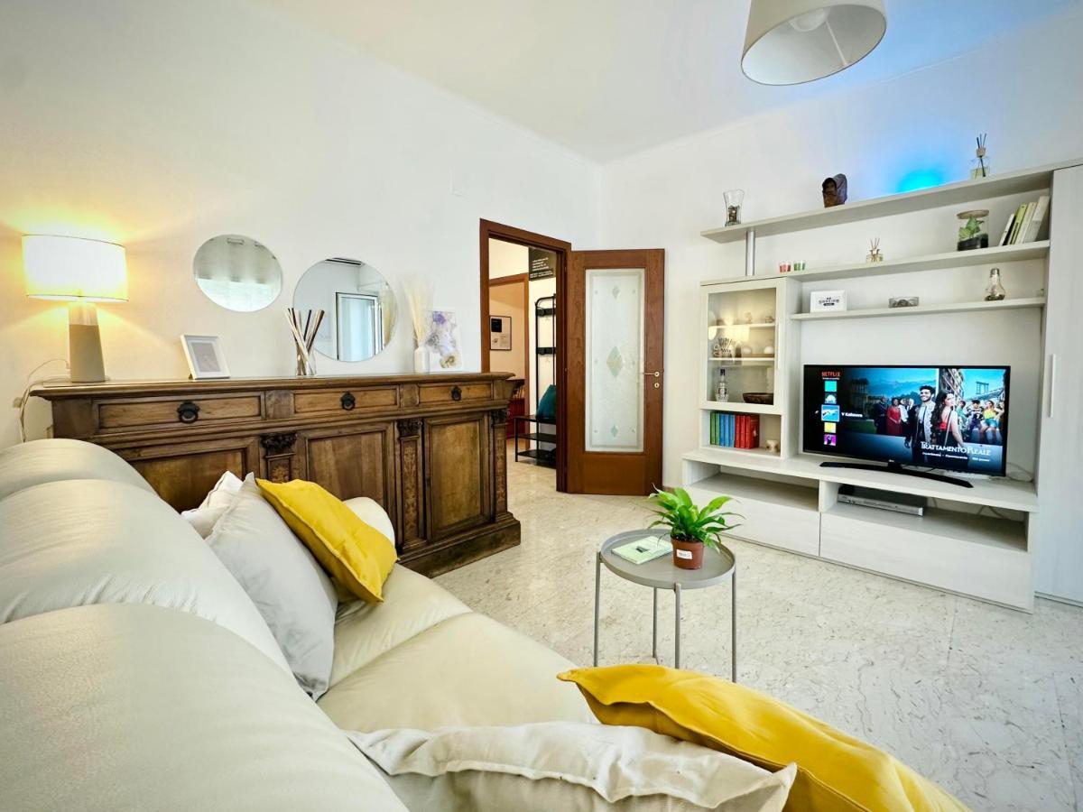 Max Apartment Rome Bagian luar foto